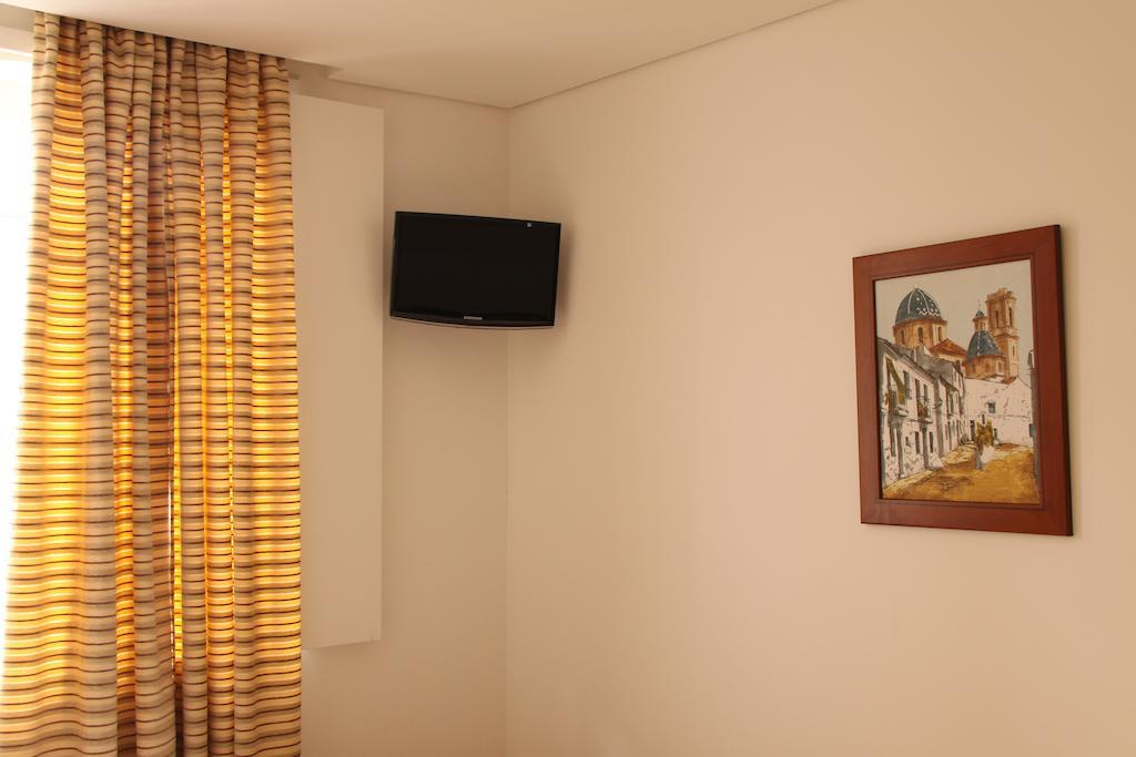 Hotel Zenite Angra do Heroísmo Chambre photo