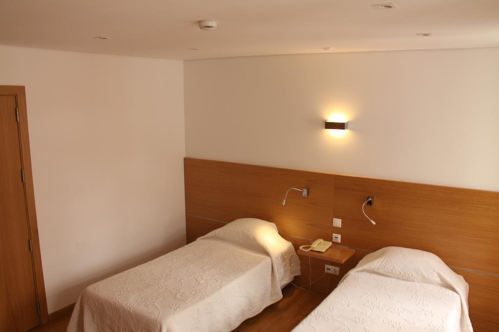 Hotel Zenite Angra do Heroísmo Chambre photo
